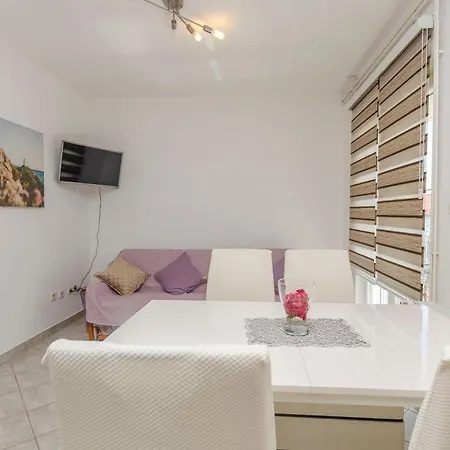 Apartment Jopa *