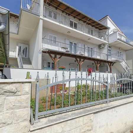 Jopa Appartement *